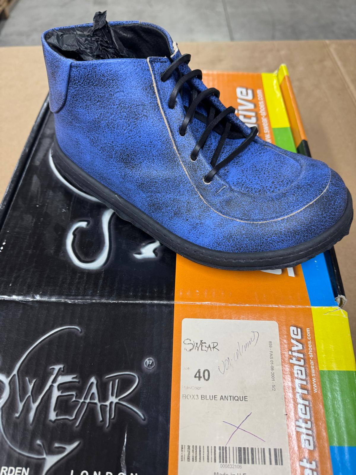 BOX 3 BLUE ANTIQUE
